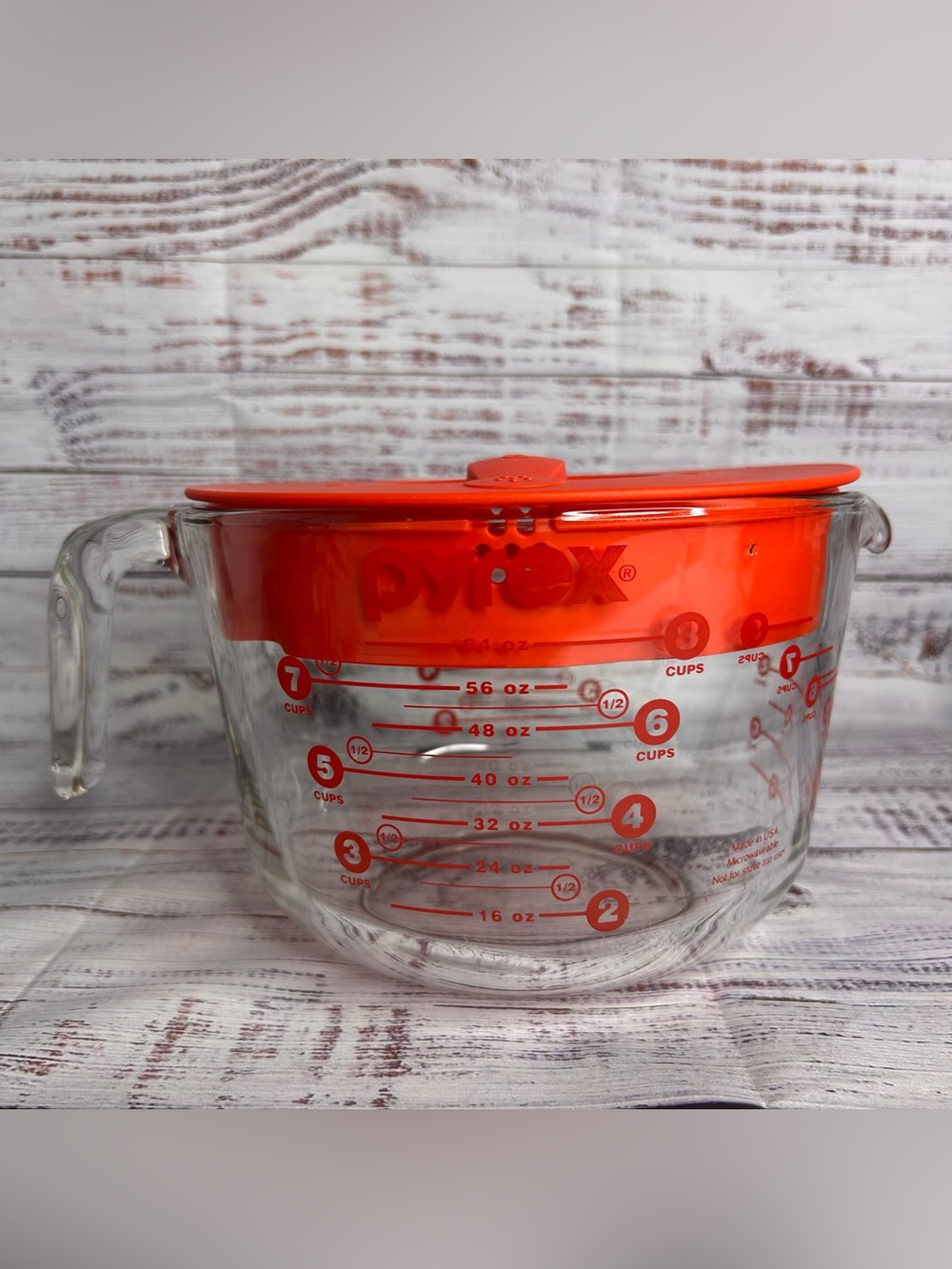 Pyrex 8 Cup/ 64 Oz Glass Measuring Cup Batter Mixing Bowl w/Lid